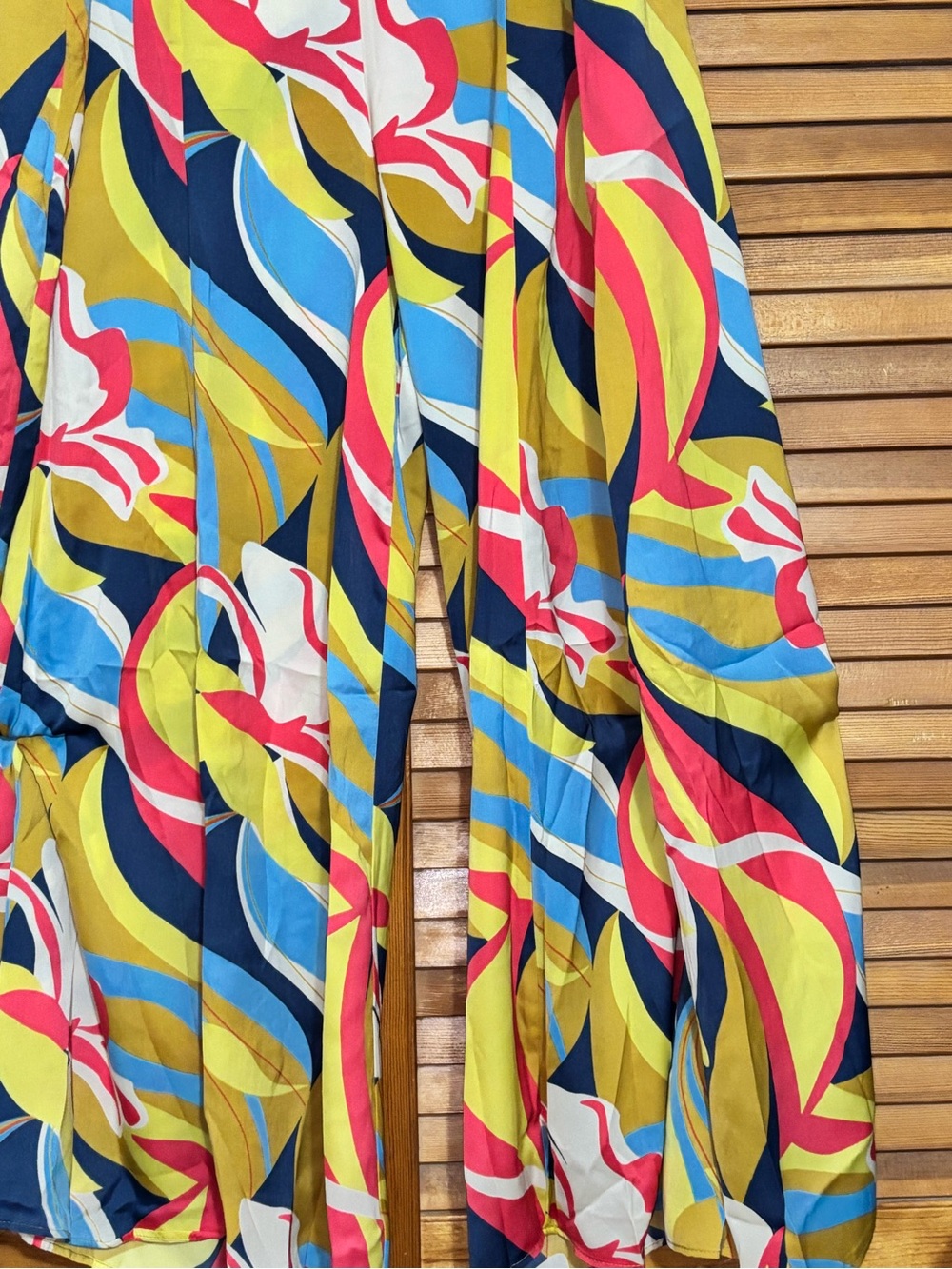 the Easel "Mirabelle" Satin Wide-Leg Pants, - Picture 2 of 5